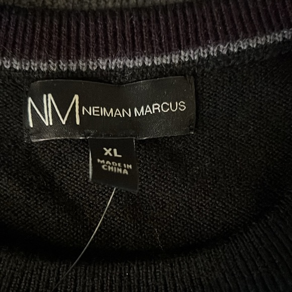 Neiman Marcus Mens sweater - Picture 3 of 4
